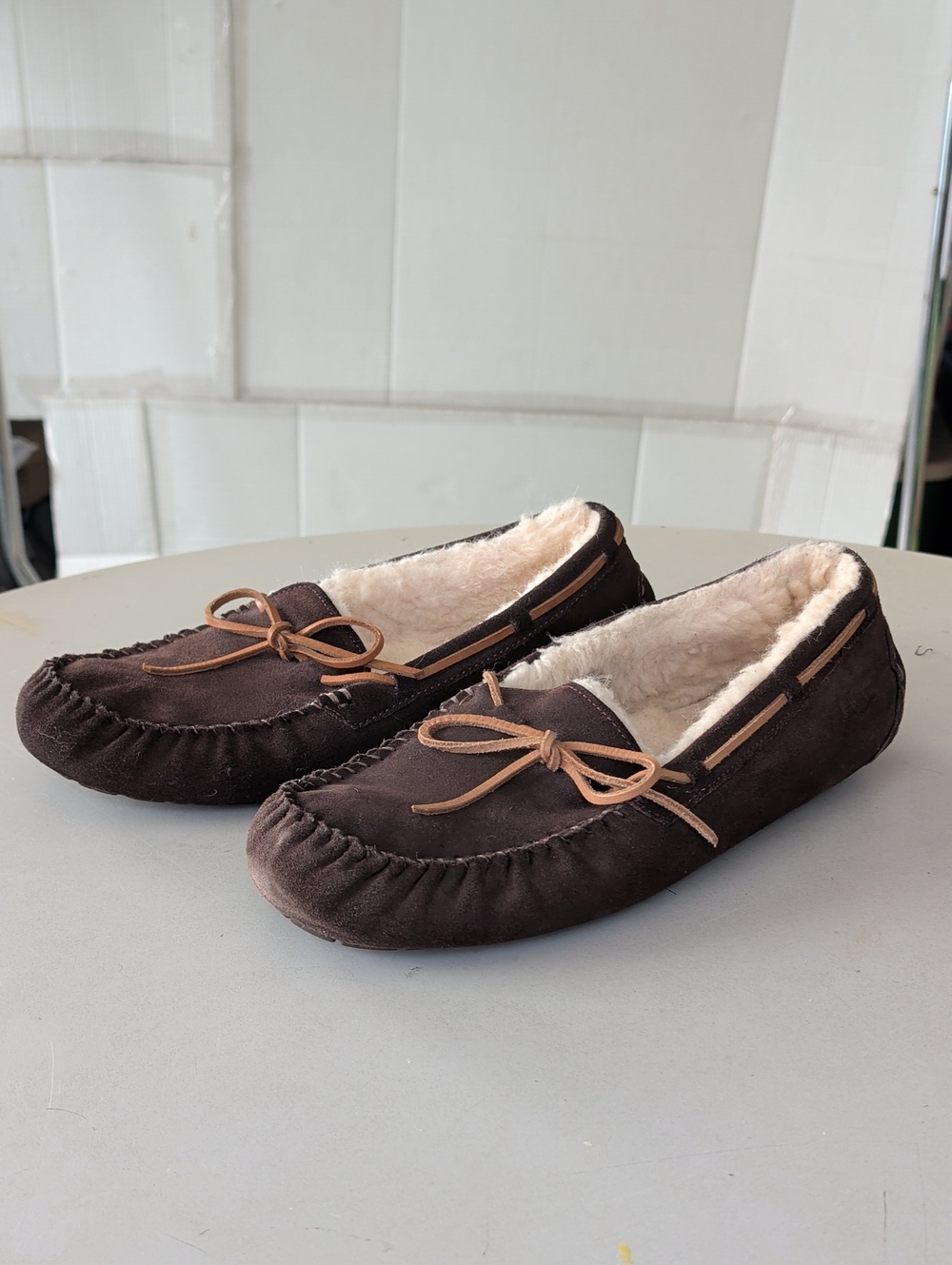 UGG Men's Suede Expresso Slip On Moccasin Slippers SZ 13 Fur Lined Cozy Comfy
